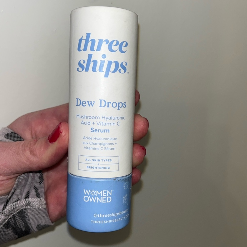 Dew Drops Mushroom + Kakadu Plum Hyaluronic Acid Serum
ALL SKIintypes